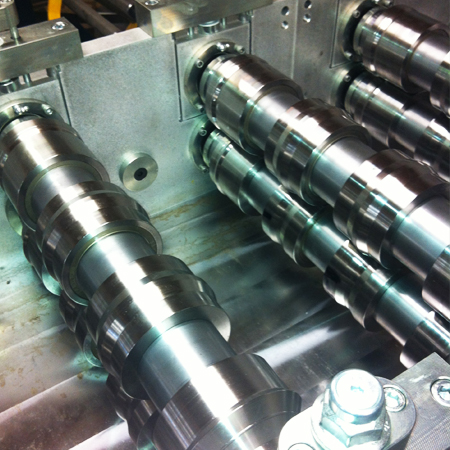 machinerie roll former